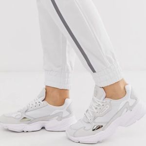 Adidas original falcon triple white